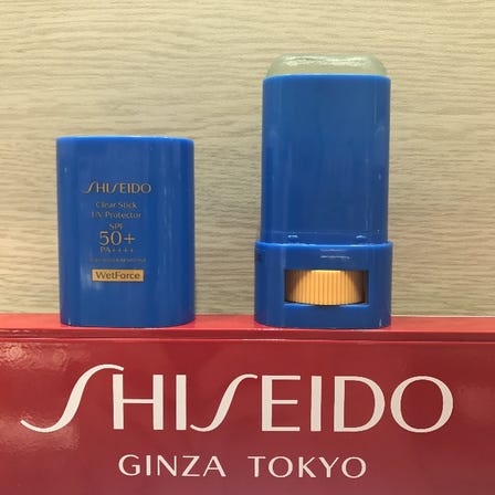 SHISEIDO GINZA TOKYO

粘稠的紫外线，即使从化妆的顶部变得湿润！
当你关心一只手而不会污染你的双手时，你可以采取紫外线护理的热门产品！
其他我们有各种护肤，化妆等