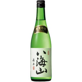 「八海山」純米吟釀
(創業於1922年的日本酒酒坊的人氣美酒)