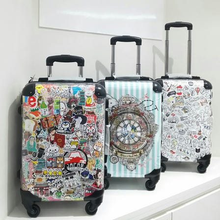 [Suitcases]
Carry-on size suitcases in a variety of designs