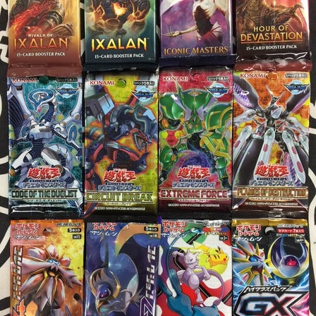 Trading card game

From major titles such as Magic The Gathering, Yu-Gi-Oh!, Pokemon and Vanguard to minor titles, we handle nearly all TCGs in Japan and abroad.
Of course a single card is also deployed!
We also do purchase.