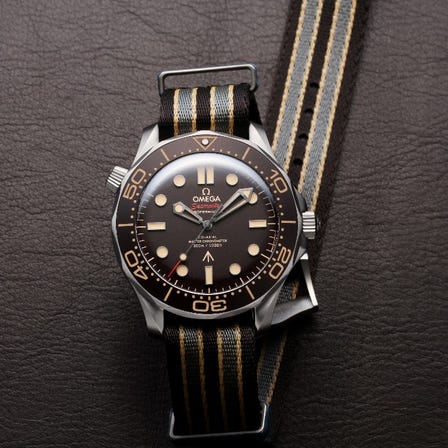 오메가 Seamaster Diver 300 Co-Axial Master Chronometer 007 Edition
