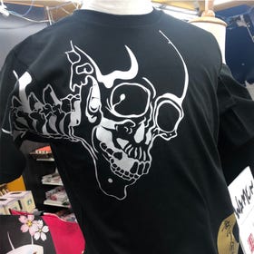 WAMON Cutout silver skull t-shirt