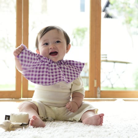 Bétta Bouquet Bib

■A fashionable, cute and luxurious bib that can be used in any situation, from casual to formal.
＊Please note that the items listed may be sold out.
