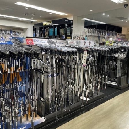 〈Golf Plaza Active〉<br />
<br />
Our fitting system, offered by Mizuno, tailors clubs to your swing. We provide a wide selection of top brands, including Honma, Majesty, Ping, TaylorMade, Callaway, and more, to meet various needs.