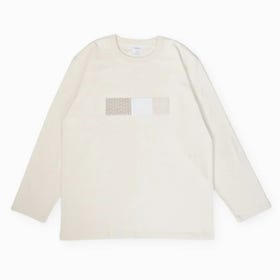 Original Tshirt Long sleeve - Kinari

This T-shirt embodies TERAS's concept of 'lasting beauty and utility,' offering a quality that covers everything from casual to semi-formal wear.
