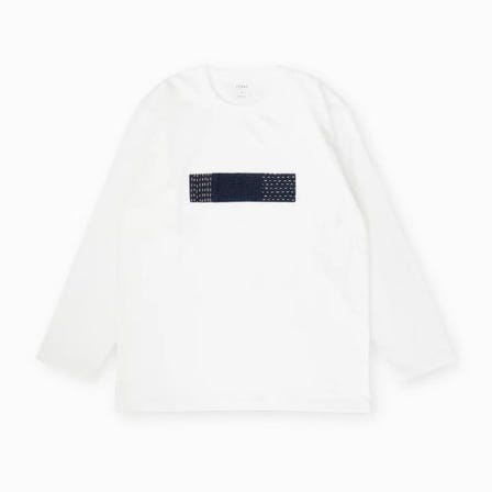 Original Tshirt Long sleeve White

This T-shirt embodies TERAS's concept of 'lasting beauty and utility,' offering a quality that covers everything from casual to semi-formal wear.