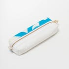 SASHIKO FABRIC Pen Case

This one-of-a-kind pen case is made of pop two-tone fabric with sashiko stitching.