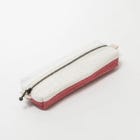SASHIKO FABRIC Pen Case

This one-of-a-kind pen case is made of pop two-tone fabric with sashiko stitching.