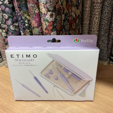 This is an ETIMO Murasaki crochet set that will be sold for a limited time from September 1st.