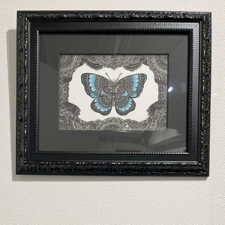 Sayumi Kudo
“Blue topaz” (2025)
Pen on illustration board 
artwork size: 12.8cm×18.2cm 
＜currently on display＞