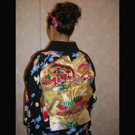Standard kimono (Hassun obi belt)