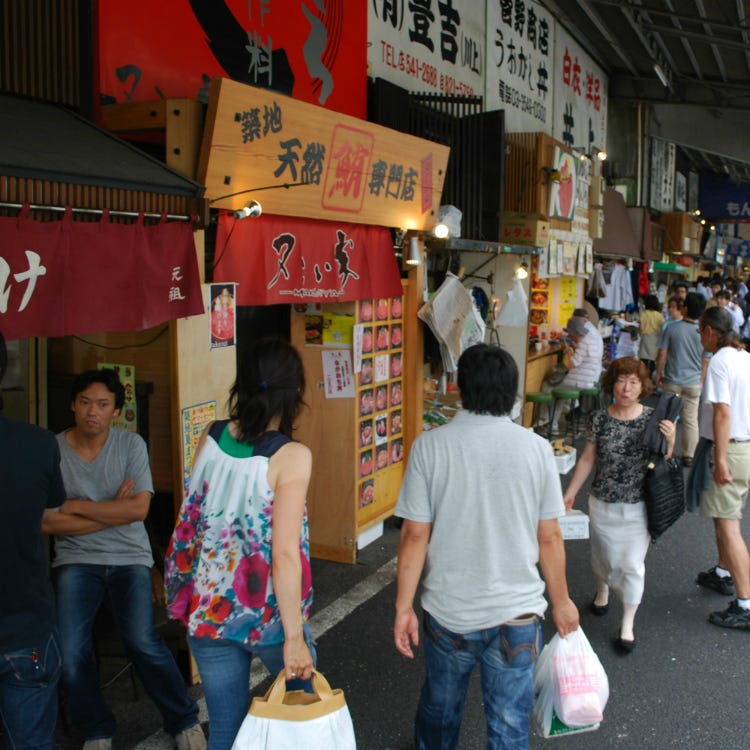 築地場外市場 築地 日本の下町 Live Japan 日本の旅行 観光 体験ガイド