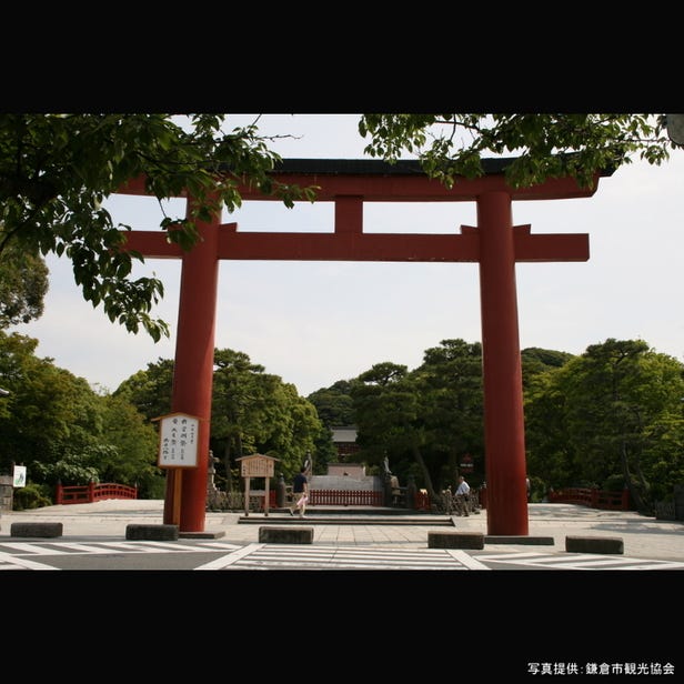 鹤岗八幡宫