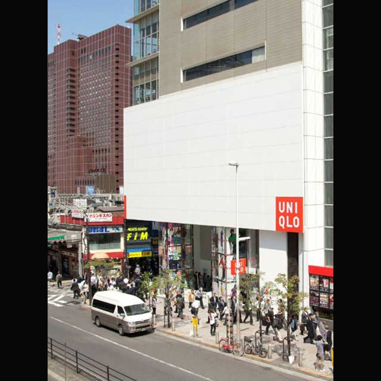 Uniqlo Shinjuku West Exit Shinjuku Clothing Stores Live Japan Japanese Travel Sightseeing And Experience Guide