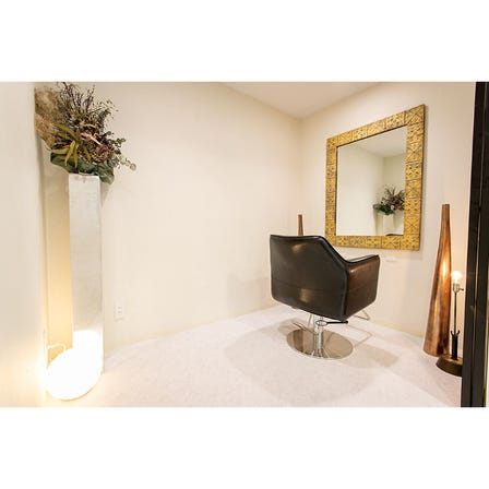 BORDERLESS SALON AZABUJUBAN