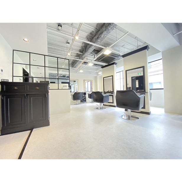 BORDERLESS SALON AZABUJUBAN