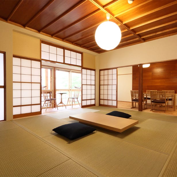 Yokotekan: A Venerable Hotel with a Renowned Hot Spring