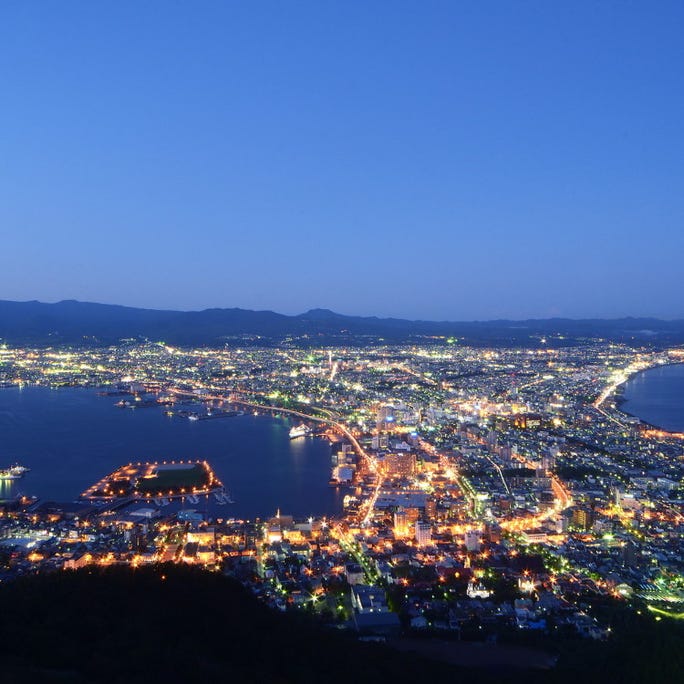 一說到北海道函館就讓人想到夜景 搭乘空中纜車上函館山浪漫旅遊去 live japan 日本旅遊 文化體驗導覽