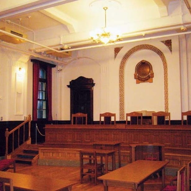 Shiryokan (Former Sapporo Court of Appeals)