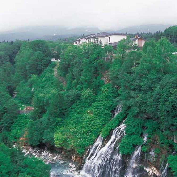 白ひげの滝 富良野 美瑛 層雲峡 渓谷 渓流 川 湖 Live Japan 日本の旅行 観光 体験ガイド