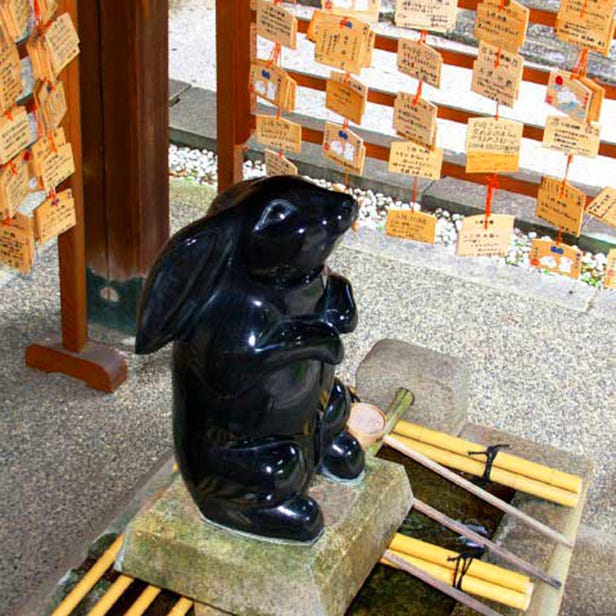 Higashi-Tenno Okazaki-Jinja Shrine