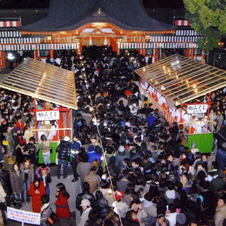 生田神社 (神戸・三宮・北野神社) - LIVE JAPAN (日本の旅行・観光 
