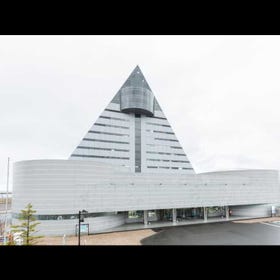 青森県観光物産館アスパム