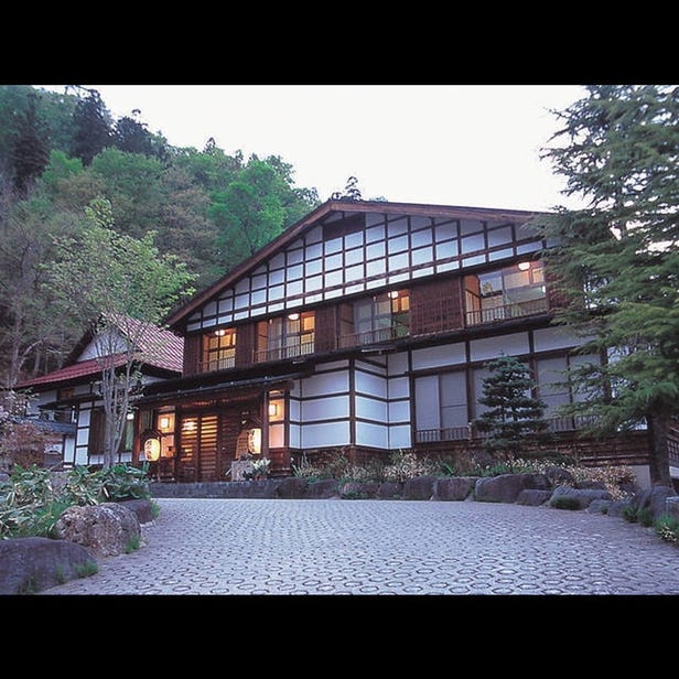 Okuyuzawa Kaikake Onsen