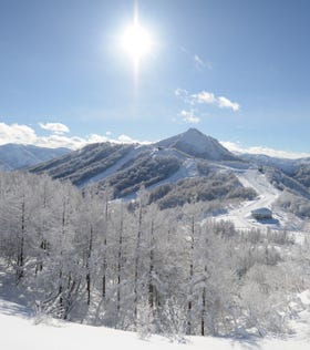 舞子滑雪度假村