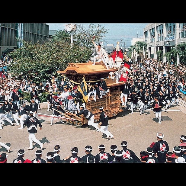 岸和田DANJIRI祭
(岸和田山車祭)