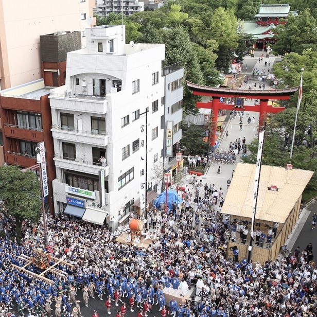 深川八幡祭り（水掛け祭り）