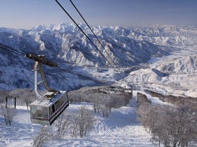 Muikamachi Hakkaisan Ski and Snowboard Resort