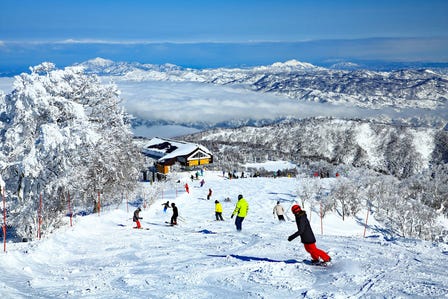 野泽温泉滑雪场