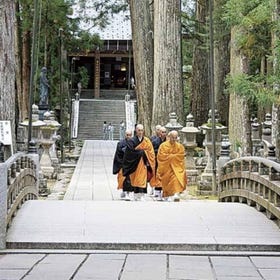 高野山奧之院  弘法大師御廟