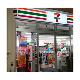 7-Eleven YURAKUCHOEKIMAE Store
