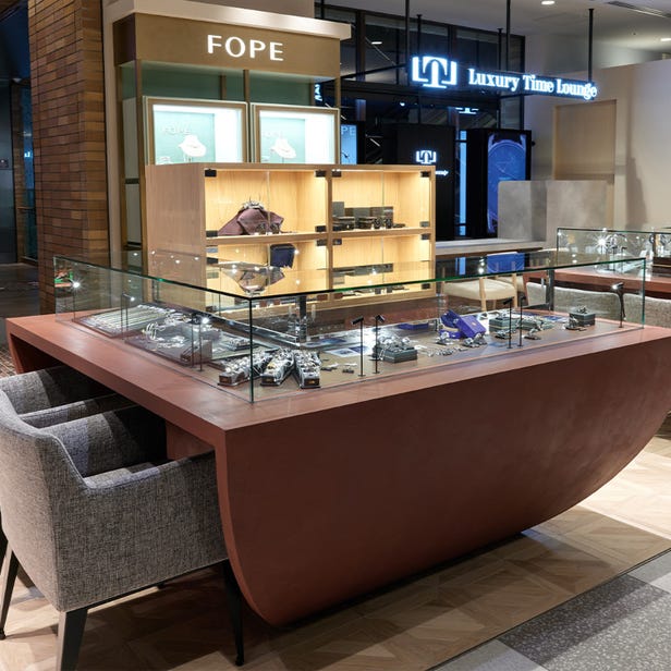 Luxury Time Lounge