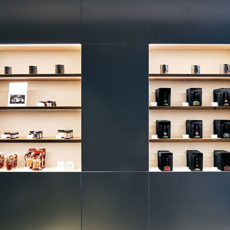 スノーピーク ランドステーション東京 (東京駅|インテリア雑貨専門店