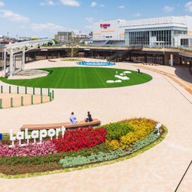 Mitsui Shopping Park LaLaport FUKUOKA