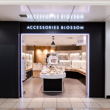 ACCESSORIES BLOSSOM
