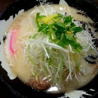 まぐろ塩らーめん