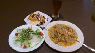 トマトクリームパスタ