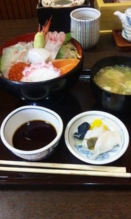 海鮮丼