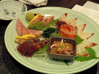 刺身盛り合わせ