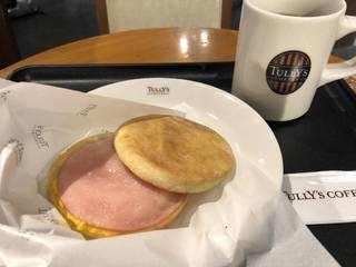 イングリッシュマフィン　ハムエッグ