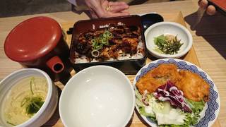 さばひつまぶし重定食