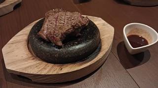 Ａ－４認定近江牛「赤身肉」ステーキ