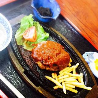 ハンバーグ定食