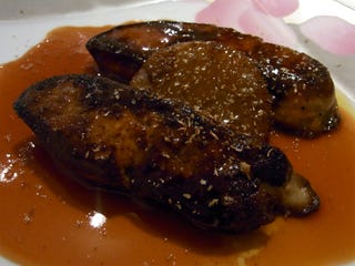 フランス産　鴨のフォワグラのポワレ　蜂蜜ソース
