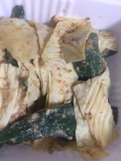 湯葉とオクラの胡麻和え