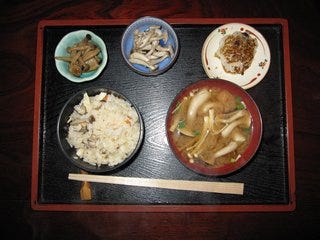 きのこご飯定食